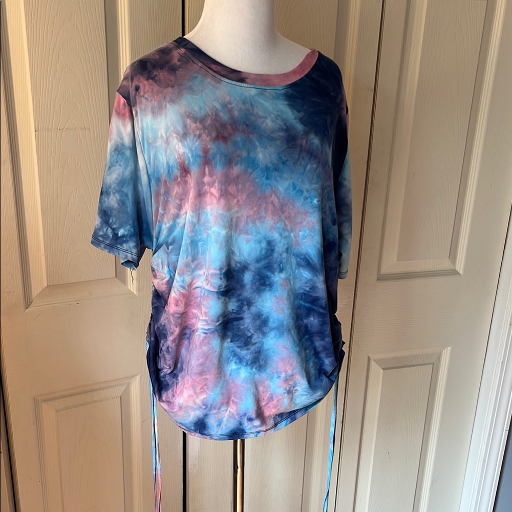 Blue and Pink Ruched Short Sleeve T-Shirt